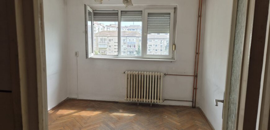 Vindem Apartament 3 Camere, tip AN, Bulevardul Ștefan Cel Mare,Oradea