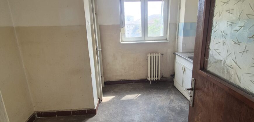 Vindem Apartament 3 Camere, tip AN, Bulevardul Ștefan Cel Mare,Oradea
