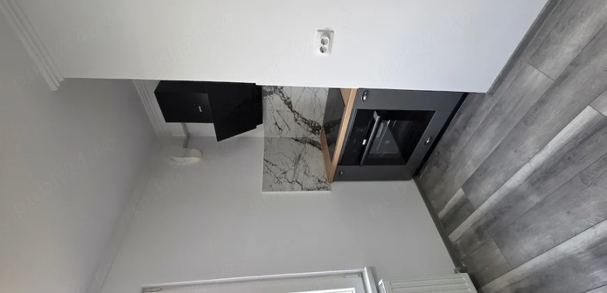 Vindem apartament 3 camere, decomandat, complet renovat Ioșia, str. Al. Cazaban